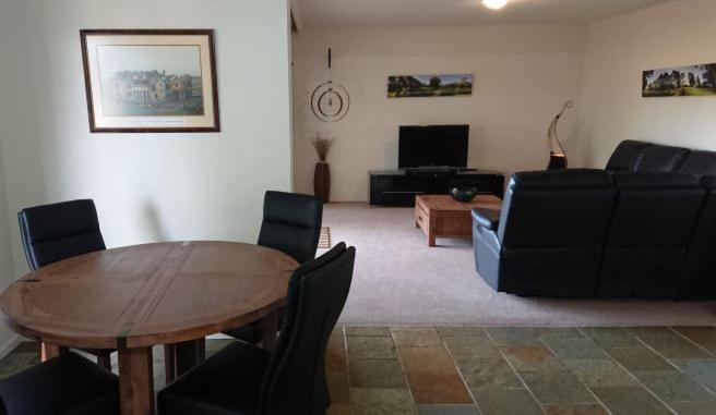 Shepparton Golf Motel Extérieur photo